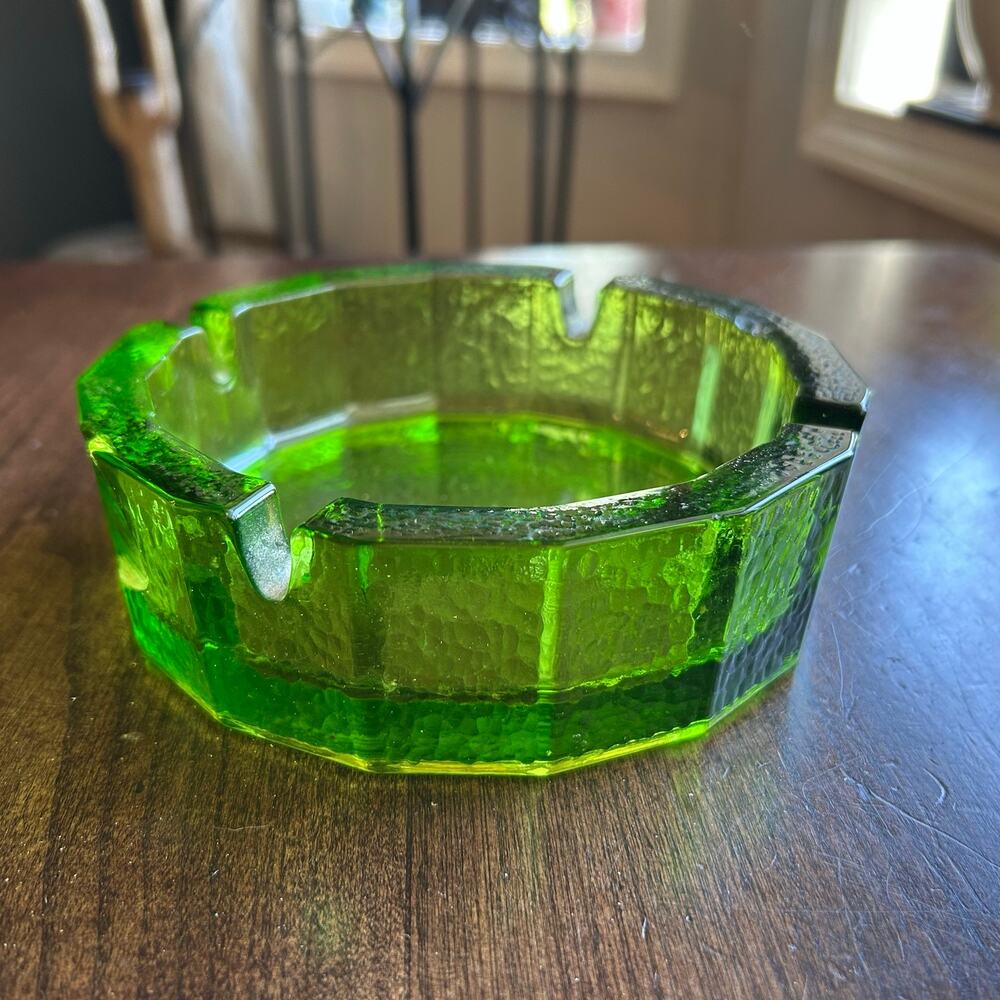 Vintage Large BLENKO Green Glass Retro Pebble Textured Ashtray Heavy 6”